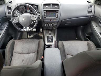 Вид 2018 MITSUBISHI OUTLANDER SPORT ES, угол 8