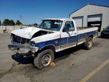 Vue de 1997 FORD F250, angle 1