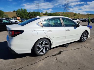 Vue de 2021 SUBARU LEGACY LIMITED XT, angle 3