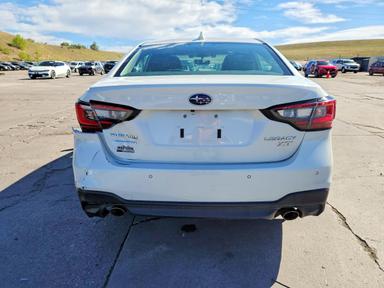 Vue de 2021 SUBARU LEGACY LIMITED XT, angle 6