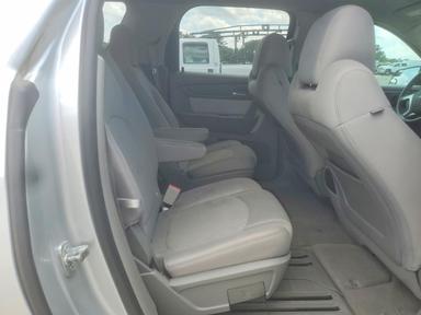 Vista de 2013 GMC ACADIA SLE, ángulo 11