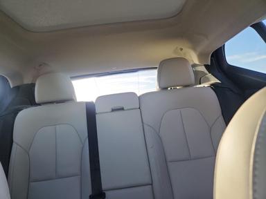 Вид 2021 VOLVO XC40 T5 INSCRIPTION, угол 10