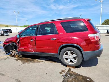 Vue de 2007 GMC ACADIA SLT-1, angle 2