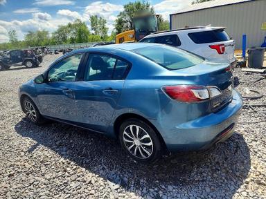 Vista de 2011 MAZDA 3 I, ángulo 2