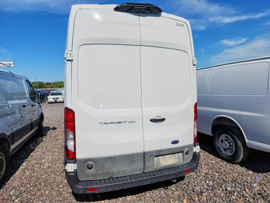 Vue de 2023 FORD TRANSIT T-250 DELIVERY VAN, angle 6