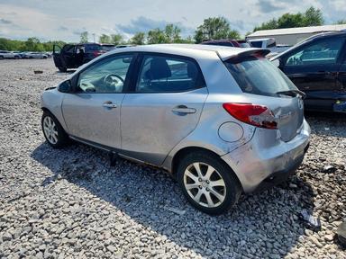 منظر 2011 MAZDA MAZDA2، زاوية 2