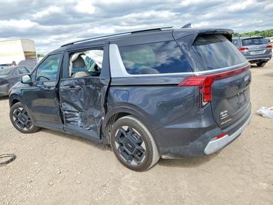 Vista de 2025 KIA CARNIVAL EX, ángulo 2