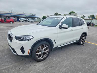 منظر 2022 BMW X3 XDRIVE30I، زاوية 1