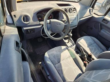 Vista de 2013 FORD TRANSIT CONNECT XL, ángulo 8