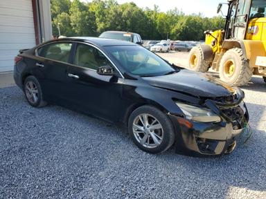منظر 2013 NISSAN ALTIMA 2.5، زاوية 4