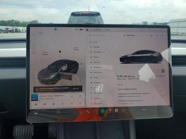 Vista de 2026 TESLA MODEL 3, ángulo 9