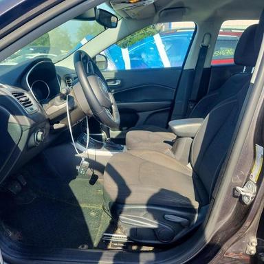 Vue de 2019 JEEP COMPASS SPORT, angle 7