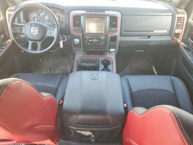 Вид 2015 RAM 1500 REBEL, угол 8