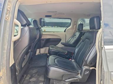 2023 CHRYSLER PACIFICA TOURING L view, angle 11