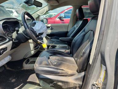 2023 CHRYSLER PACIFICA TOURING L view, angle 7
