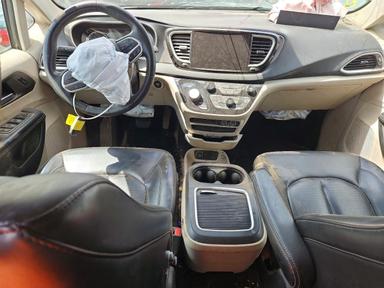 2023 CHRYSLER PACIFICA TOURING L view, angle 8