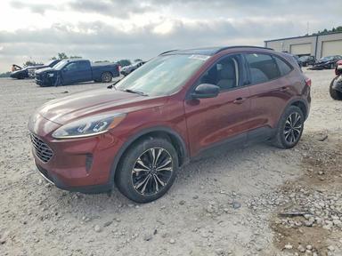 Vista de 2021 FORD ESCAPE SE, ángulo 1