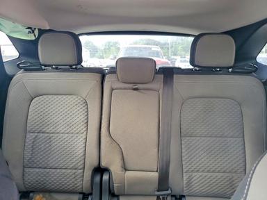 Vista de 2021 FORD ESCAPE SE, ángulo 10