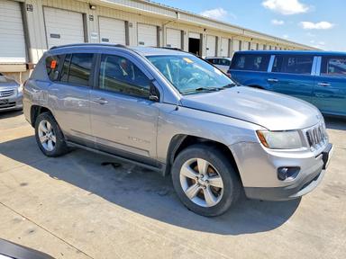 منظر 2016 JEEP COMPASS SPORT، زاوية 4