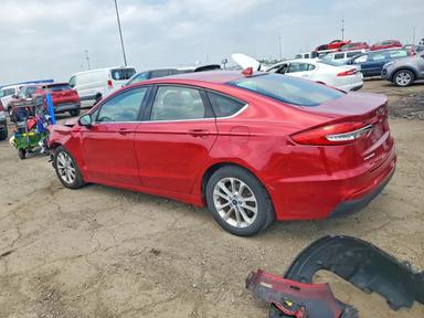 Vista de 2020 FORD FUSION SE, ángulo 2