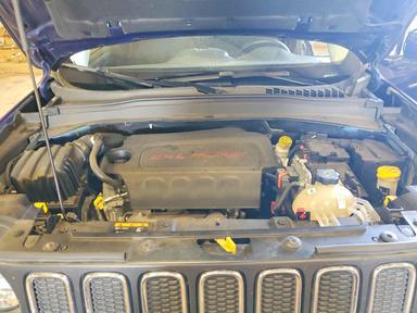 Vista de 2016 JEEP RENEGADE LATITUDE, ángulo 12