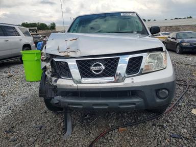 Vista de 2012 NISSAN FRONTIER S, ángulo 5