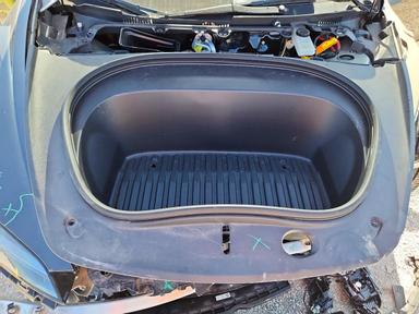 Vue de 2025 TESLA MODEL 3, angle 11