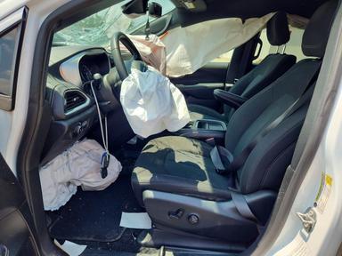 Вид 2022 CHRYSLER PACIFICA, угол 7