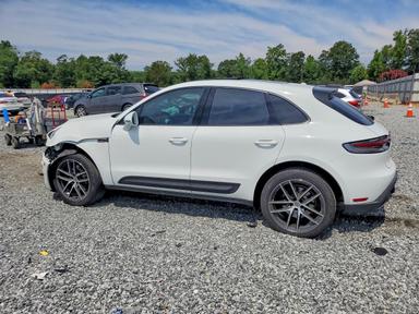 2024 PORSCHE MACAN BASE view, angle 2