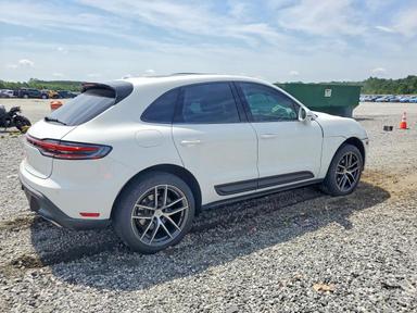 2024 PORSCHE MACAN BASE view, angle 3