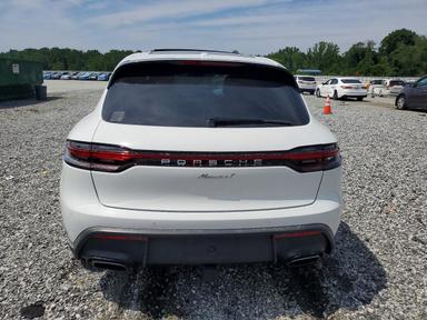2024 PORSCHE MACAN BASE view, angle 6