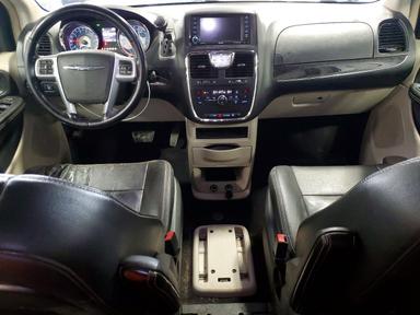 2012 CHRYSLER TOWN &amp; COUNTRY TOURING view, angle 8
