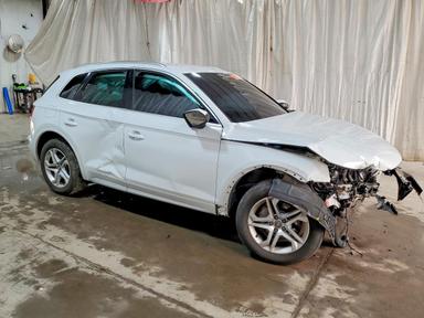 منظر 2019 AUDI Q5 PREMIUM، زاوية 4