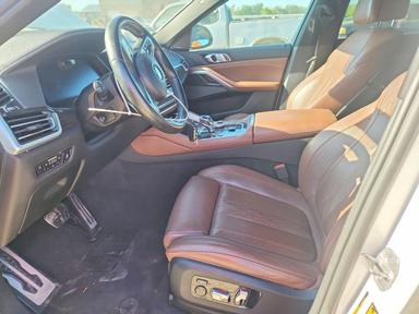 Vedere 2021 BMW X6 M50I, unghi 7