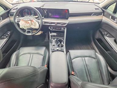 Vue de 2023 KIA K5 EX, angle 8