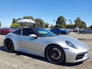 2024 PORSCHE 911 TARGA 4S/TARGA 4 GTS/50 YEARS view, angle 4