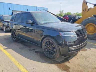 Вид 2026 LAND ROVER RANGE ROVER SE, угол 4
