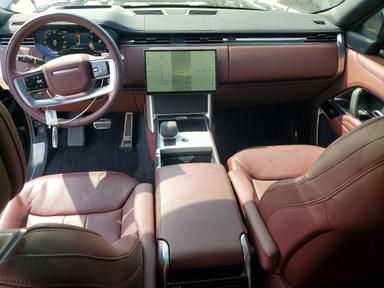 Вид 2026 LAND ROVER RANGE ROVER SE, угол 8