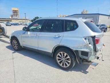 Vue de 2015 BMW X3 XDRIVE28I, angle 2