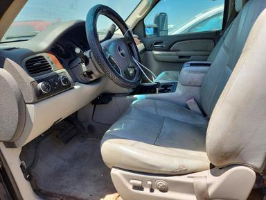 Vue de 2007 GMC YUKON XL K2500, angle 7