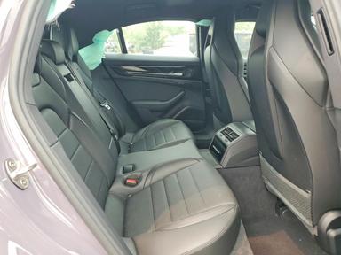Vista de 2025 PORSCHE PANAMERA BASE, ángulo 10