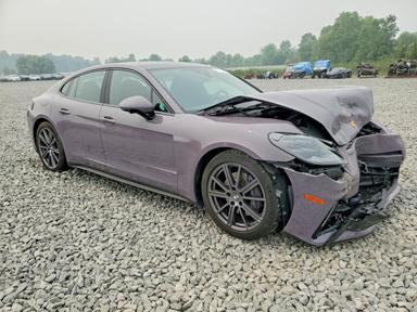 Vista de 2025 PORSCHE PANAMERA BASE, ángulo 4