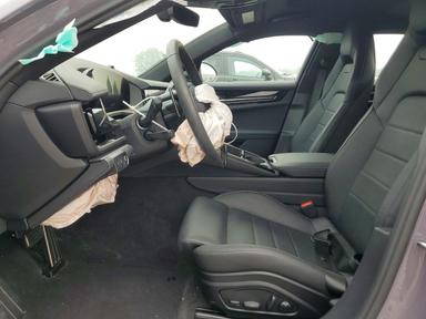 Vista de 2025 PORSCHE PANAMERA BASE, ángulo 7
