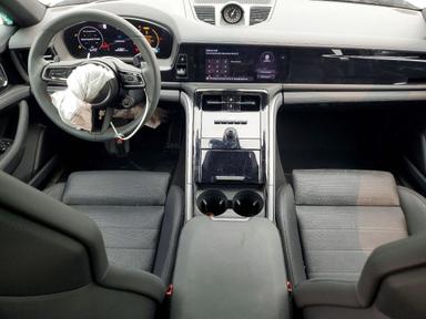 Vista de 2025 PORSCHE PANAMERA BASE, ángulo 8
