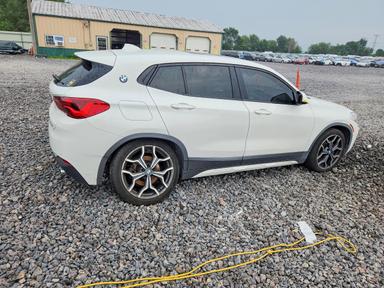 Вид 2018 BMW X2 XDRIVE28I, угол 3