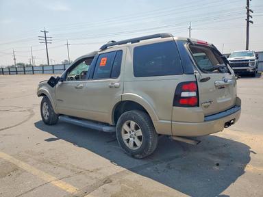 Vista de 2007 FORD EXPLORER XLT, ángulo 2