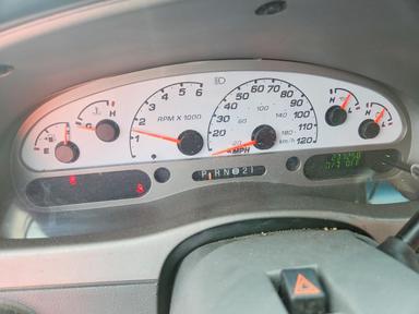 Вид 2004 FORD EXPLORER SPORT TRAC, угол 9