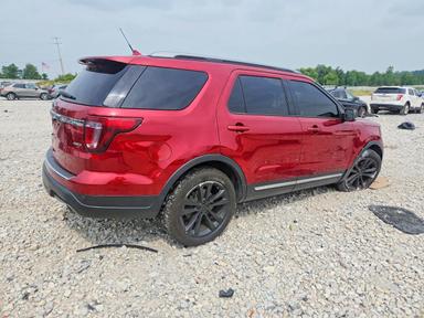 2018 FORD EXPLORER XLT view, angle 3