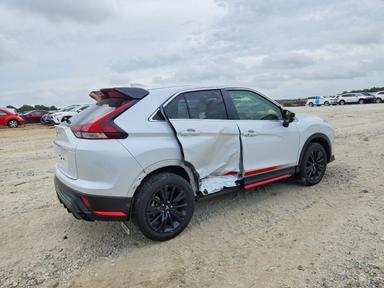 Вид 2024 MITSUBISHI ECLIPSE CROSS LE, угол 3