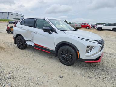 Вид 2024 MITSUBISHI ECLIPSE CROSS LE, угол 4